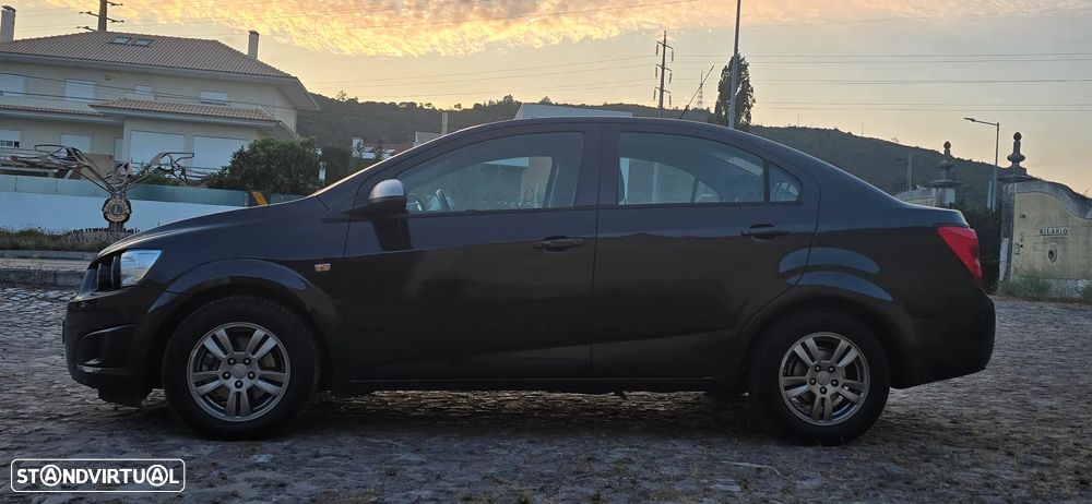 Chevrolet Aveo 1.3 VCDi LTZ - 10