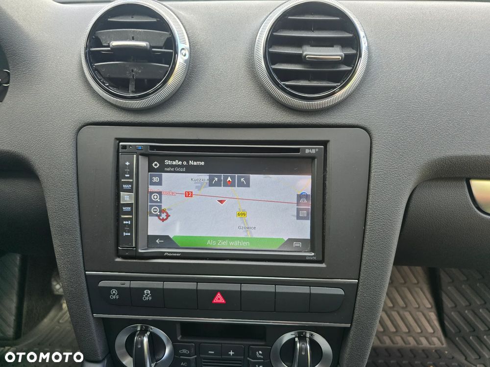 Audi A3 Sportback 2.0 TDI Ambiente - 11