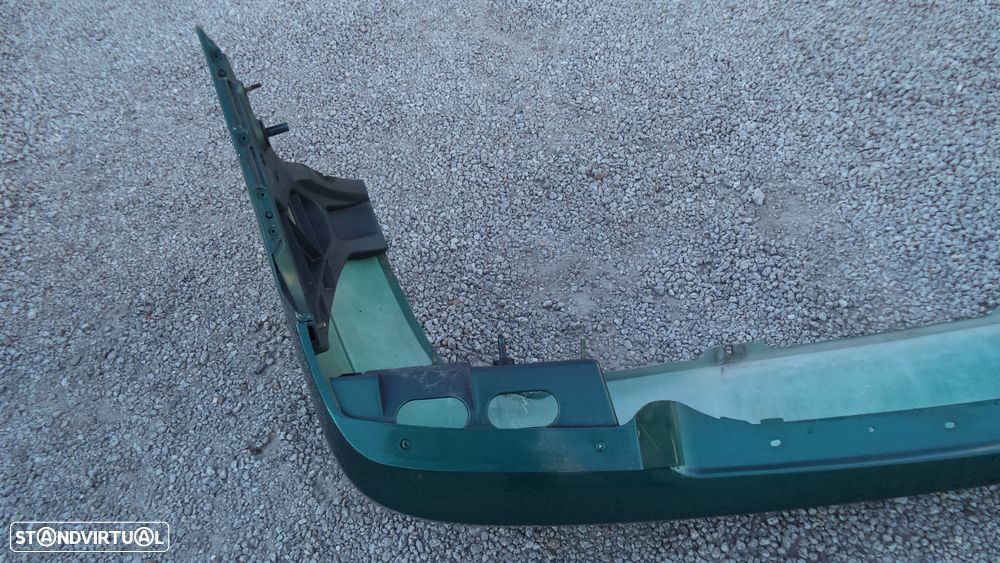 Para choques tras Ford Focus ano 2001 modelo de 4 portas, original - 4