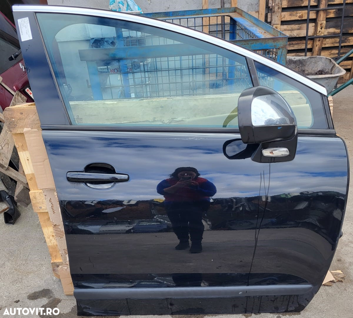 Vindem usa dreapta fata  Peugeot 3008 - 5