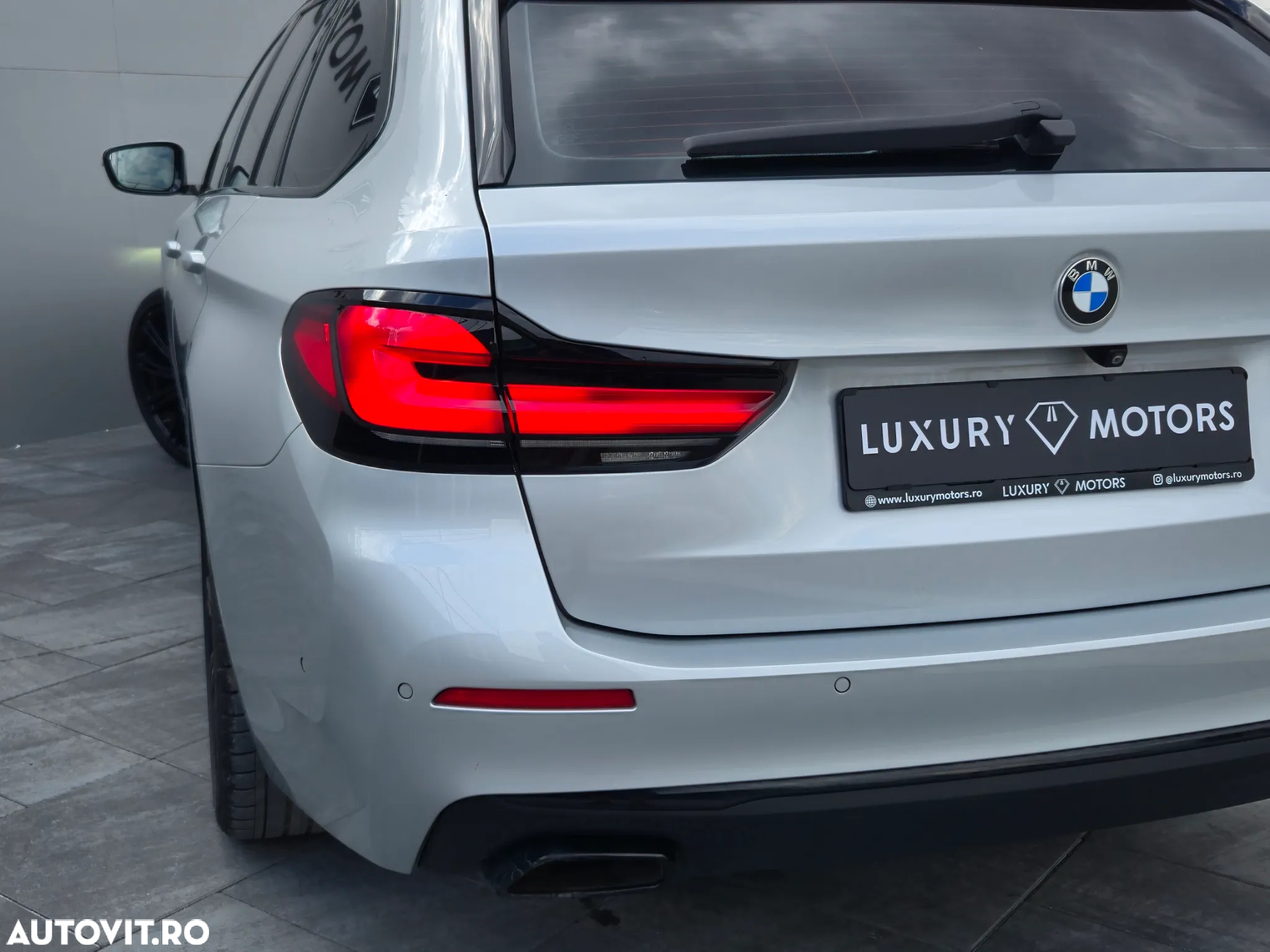BMW Seria 5 520d Touring Aut. Luxury Line - 12