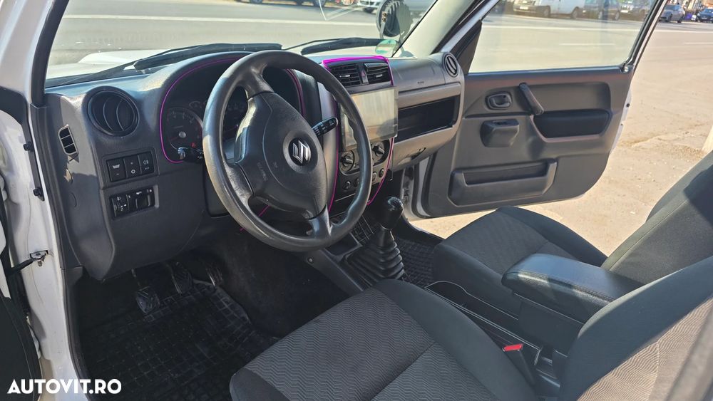 Suzuki Jimny 1.3 JLX - 6