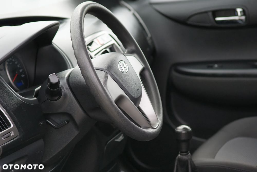 Hyundai i20 - 10