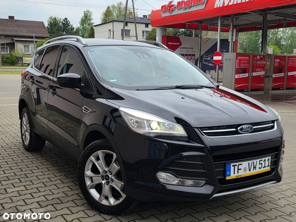 Ford Kuga 2.0 TDCi 2x4 Titanium - 23