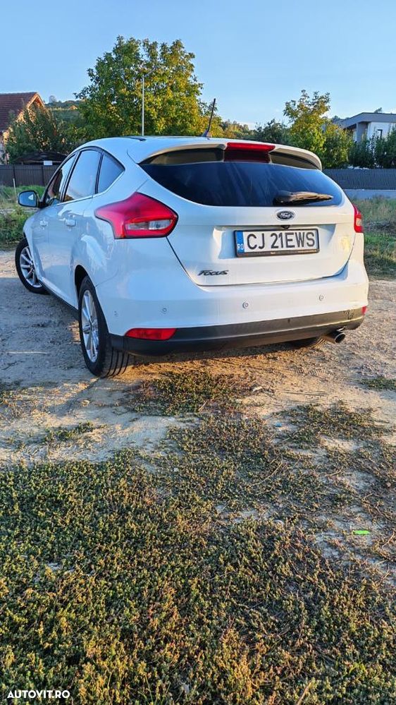 Ford Focus Powershift ST - 2