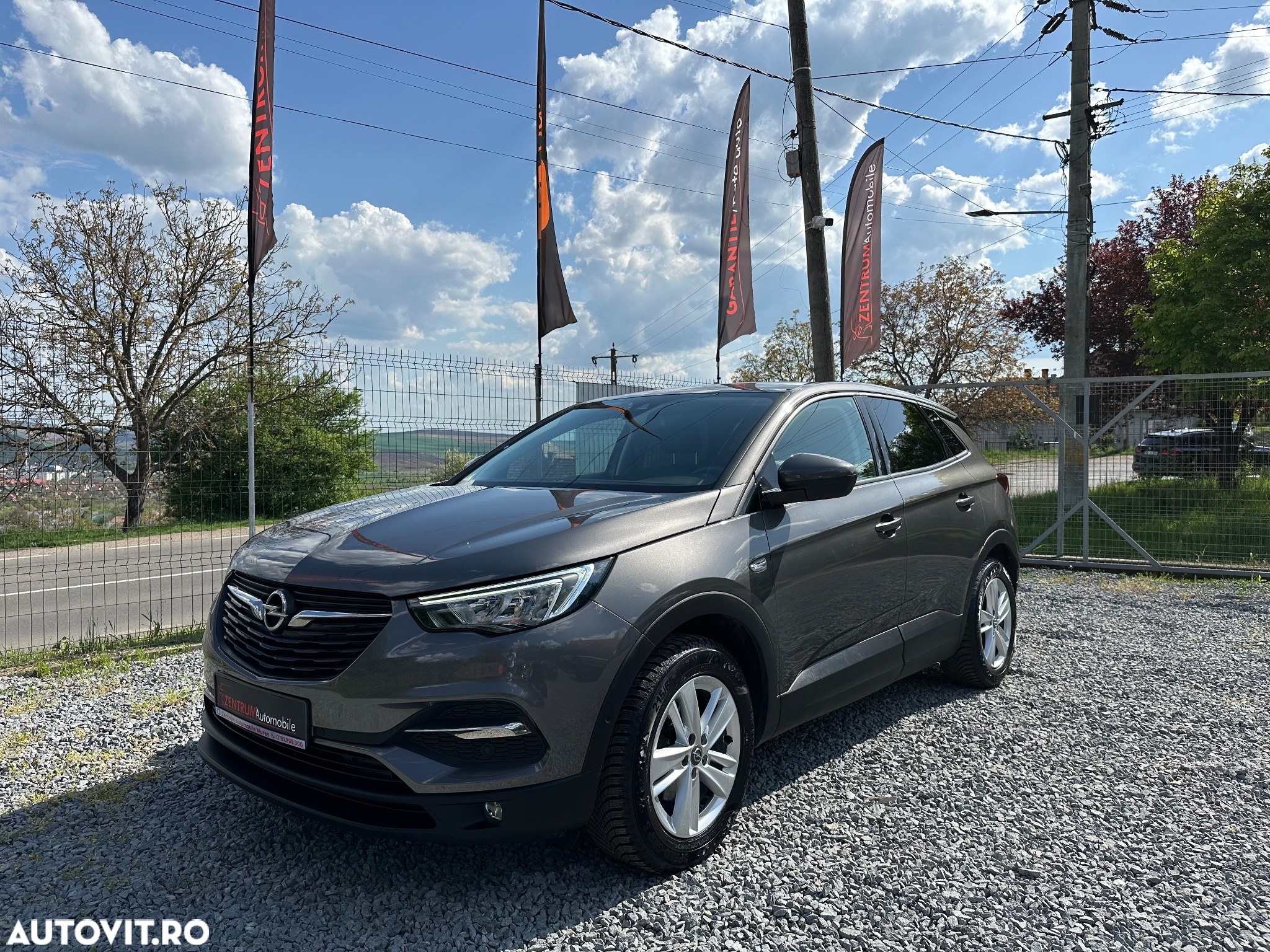 Opel Grandland X 1.5 D Start/Stop Business Elegance - 11