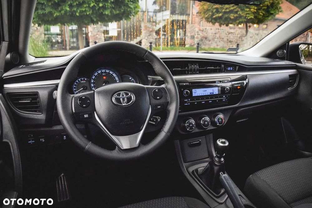 Toyota Corolla - 31
