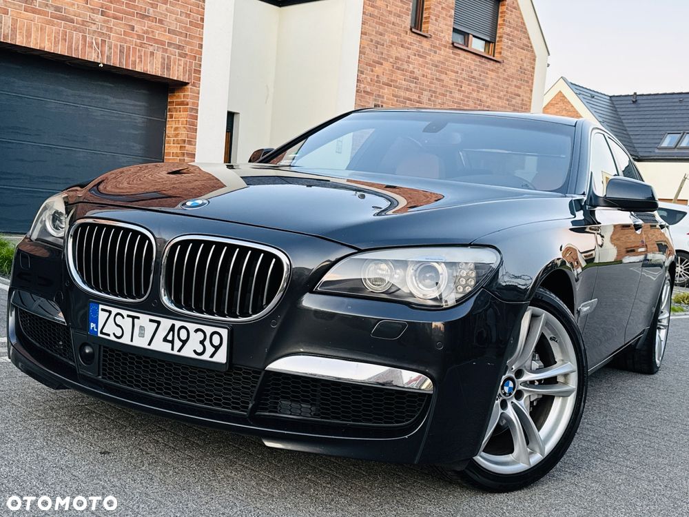 BMW Seria 7 740i - 4