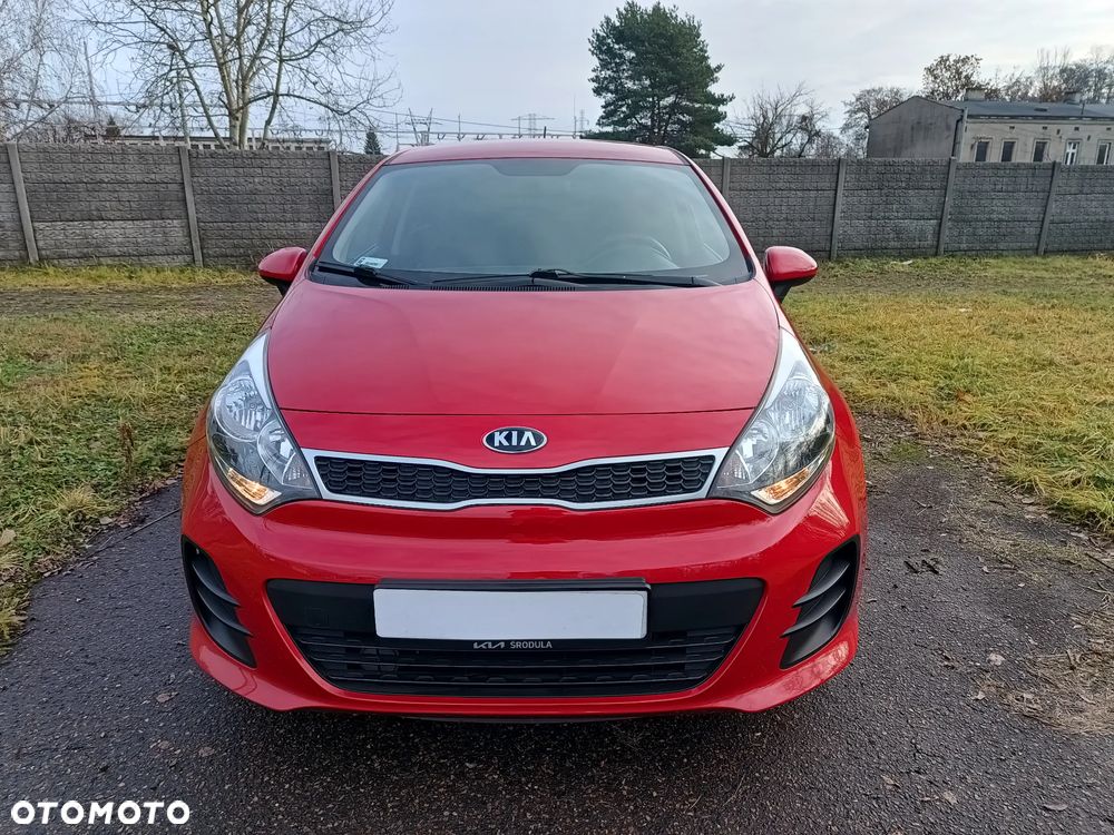 Kia Rio 1.4 L - 23