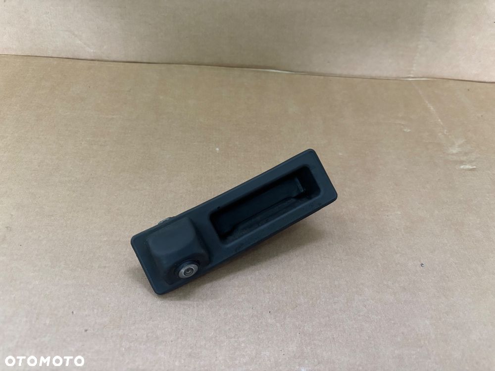 BMW F15 F16 KAMERKA COFANIA KLAMKA KLAPY TYLNEJ 7345700 - 1