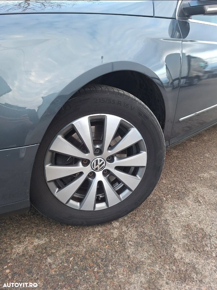 Volkswagen Passat 2.0 TDI DSG BlueMotion Technology Highline - 30