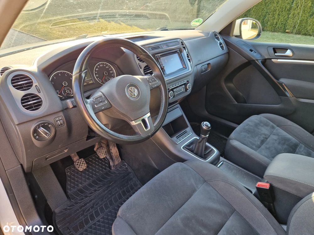 Volkswagen Tiguan 1.4 TSI BlueMotion Technology Lounge Sport & Style - 10