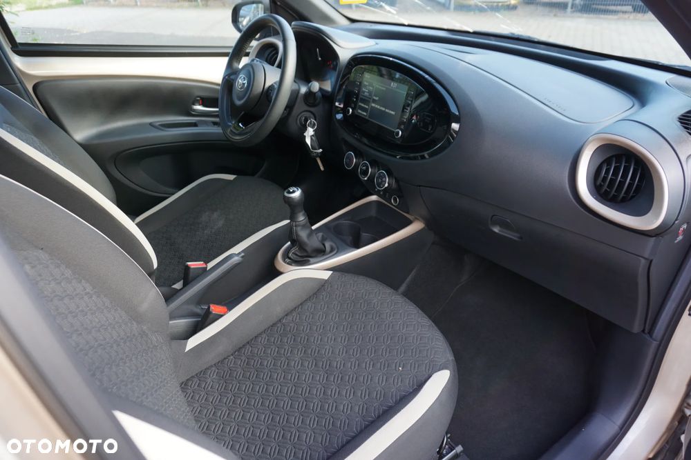 Toyota Aygo x-style - 11