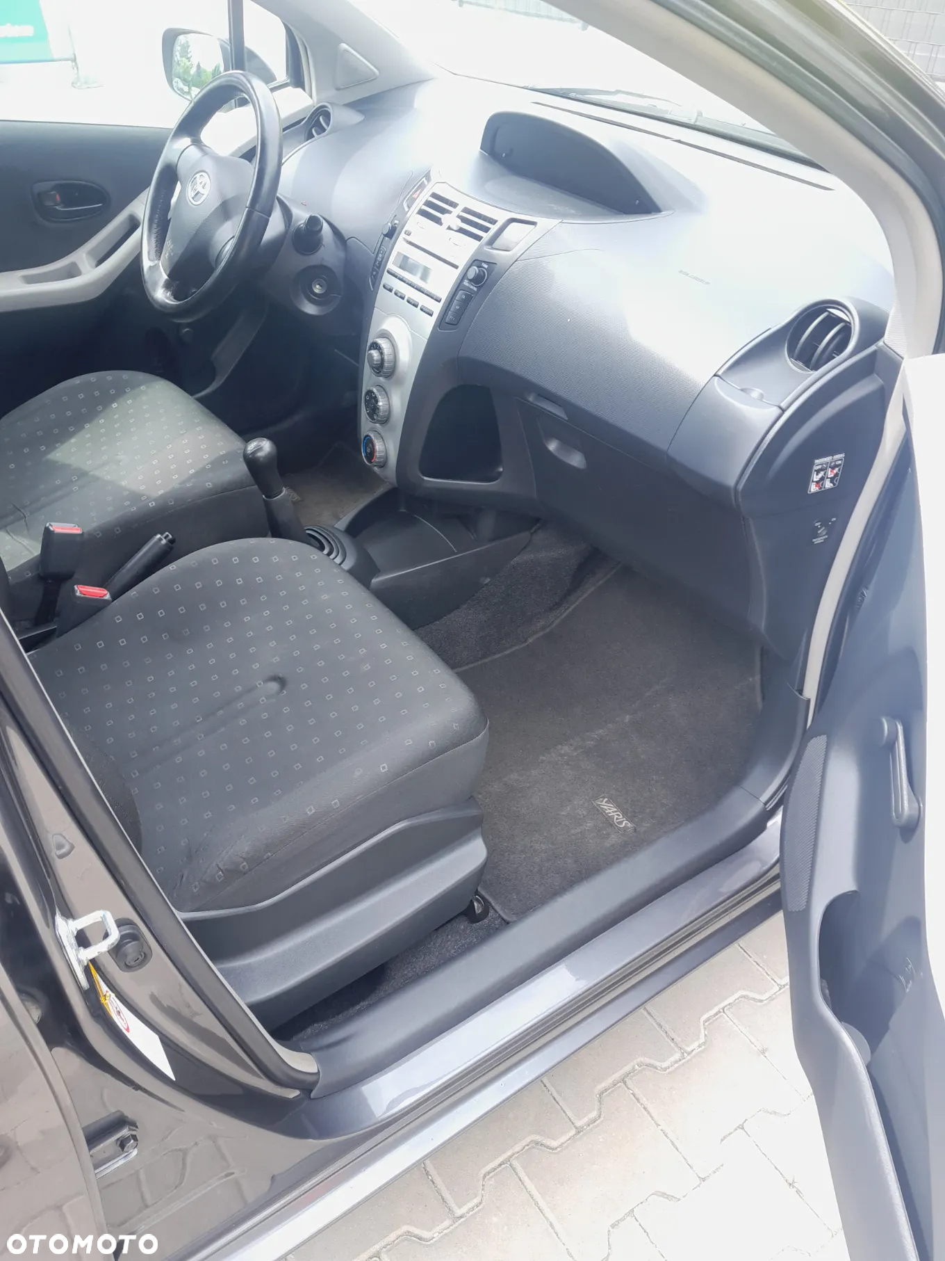Toyota Yaris 1.3 Luna A/C - 5