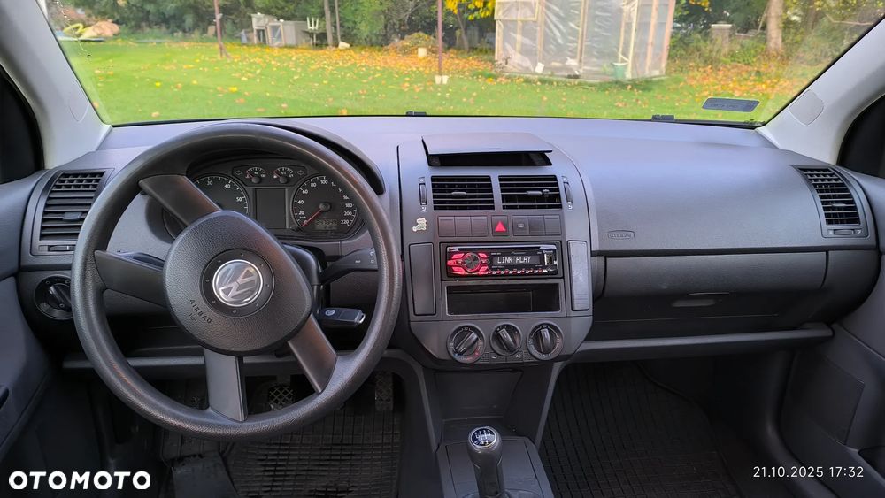 Volkswagen Polo 1.2 Tour - 8