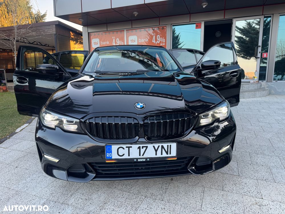 BMW Seria 3 320i Aut. Luxury Line - 16