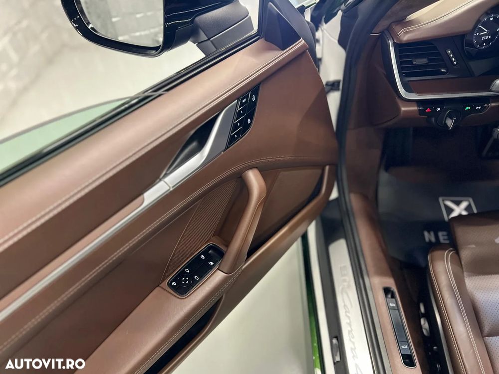Porsche 911 Carrera 4S PDK - 9