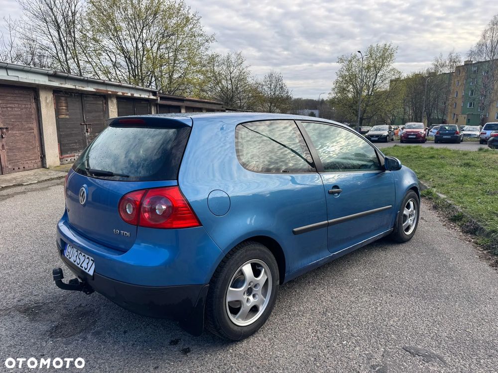 Volkswagen Golf 1.9 TDI Trendline - 4