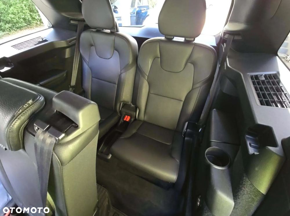 Volvo XC 90 B5 B AWD Momentum - 8