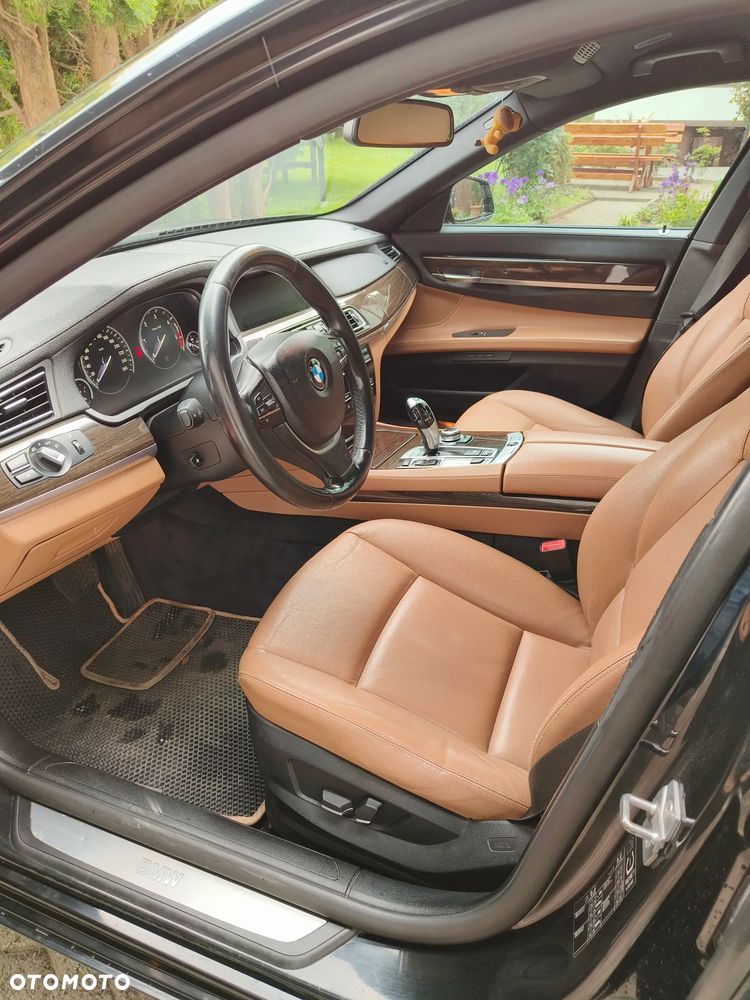 BMW Seria 7 730d - 10