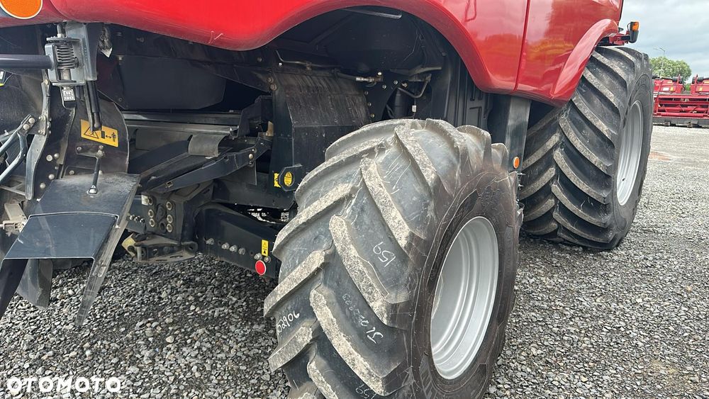 Case IH Axial Flow 8250 - 14