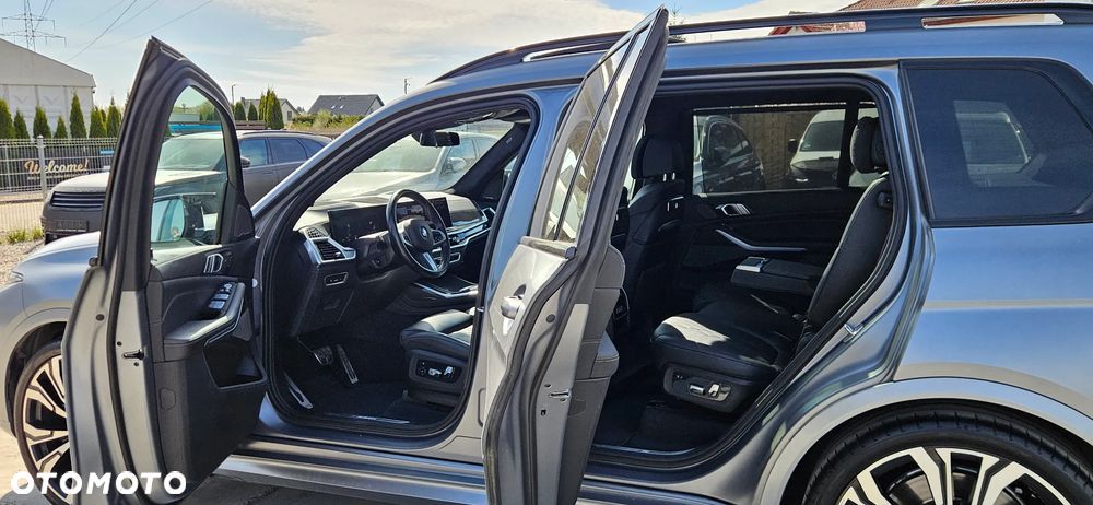 BMW X7 M60i xDrive mHEV sport - 25