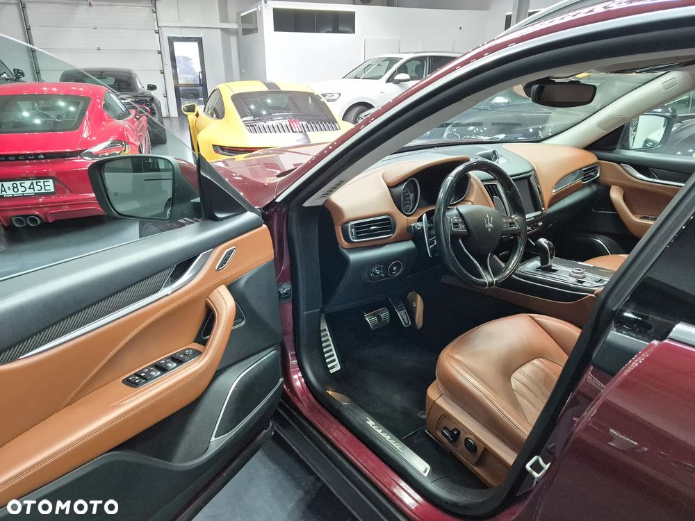 Maserati Levante Diesel Granlusso - 6