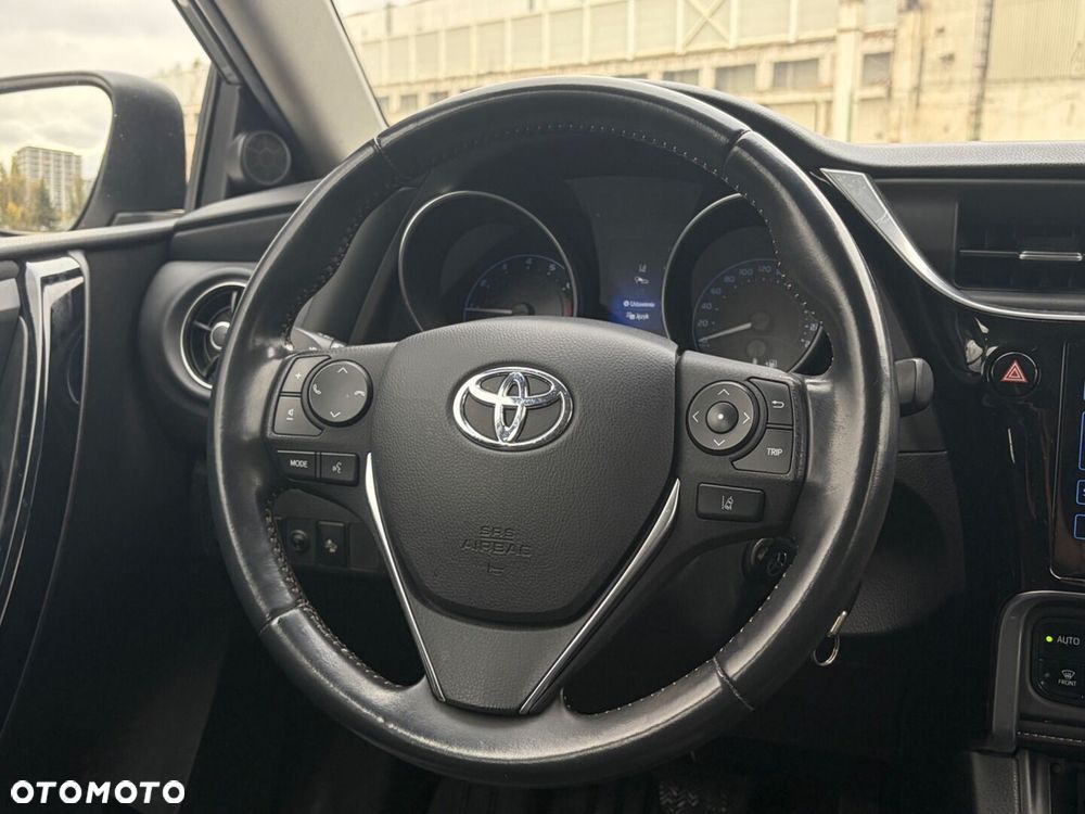 Toyota Auris 1.6 Premium Comfort MS - 15