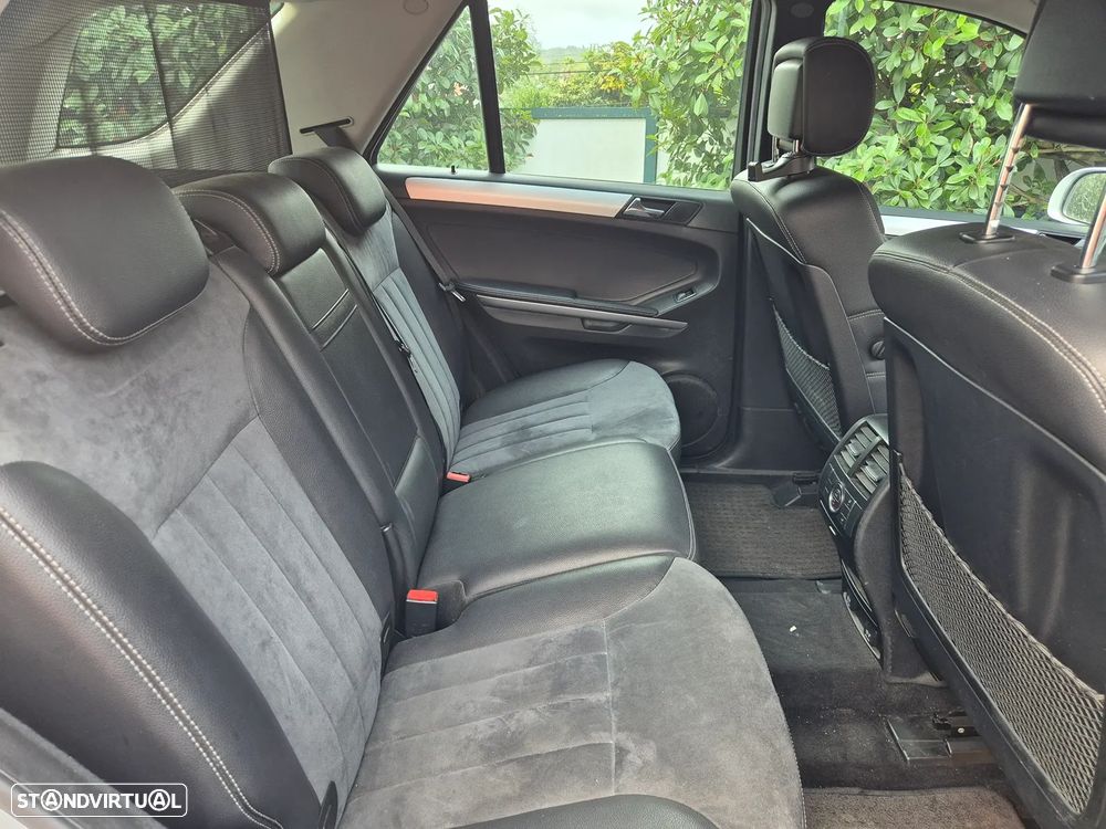 Mercedes-Benz ML 320 CDi - 11