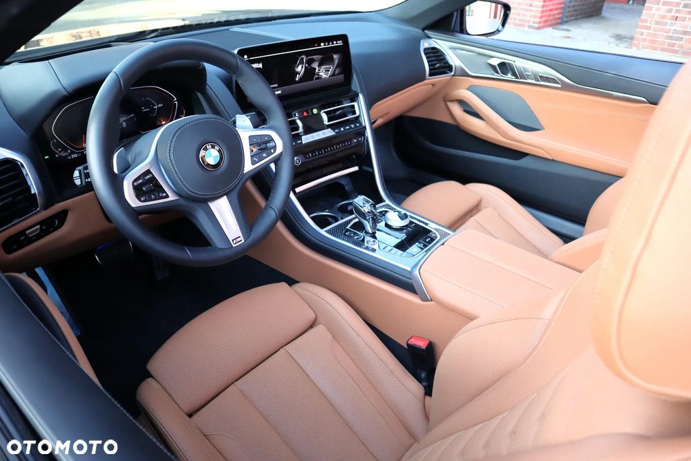 BMW Seria 8 840i xDrive - 13