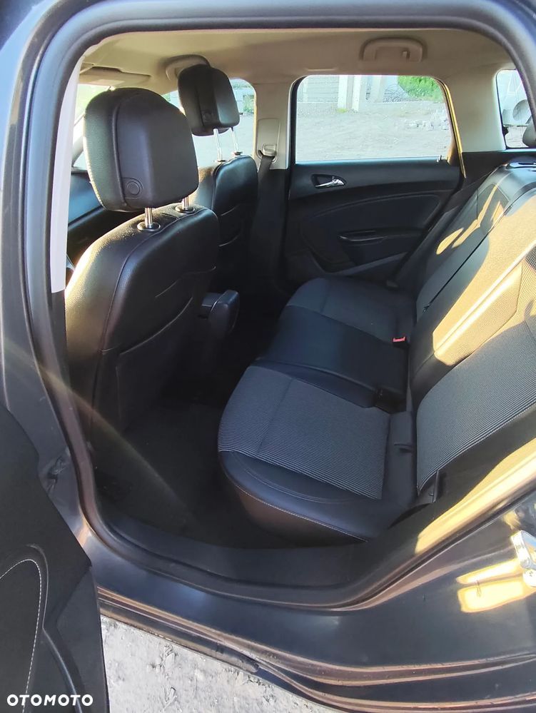 Opel Astra 1.4 T Sport - 6