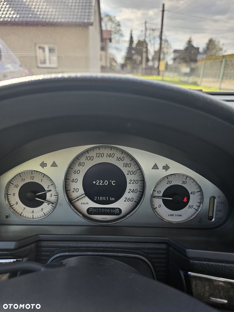 Mercedes-Benz Klasa E 320 CDI Avantgarde DPF - 17