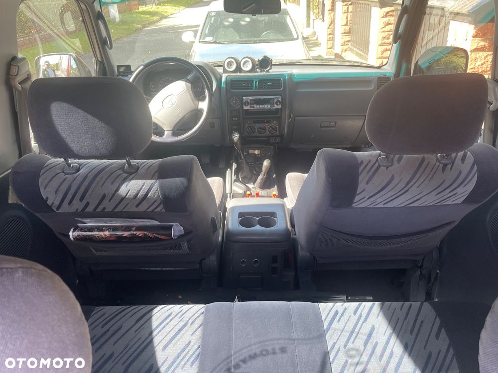 Toyota Land Cruiser - 10