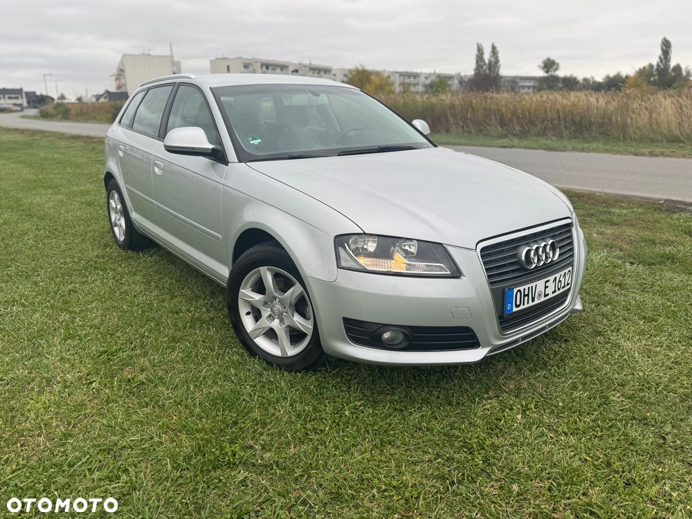 Audi A3 Sportback 1.4 TFSI S tronic Ambiente - 1