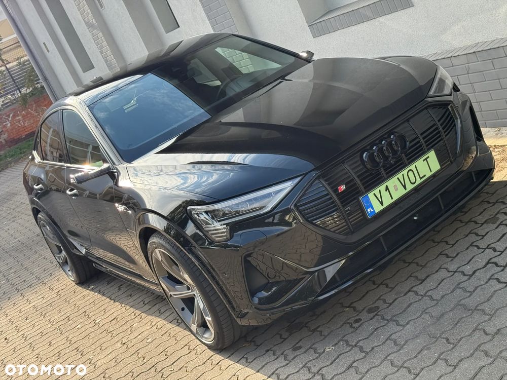 Audi e-tron S quattro - 30