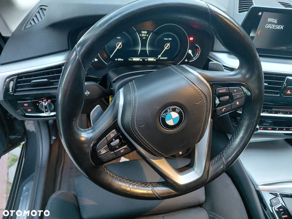 BMW Seria 5 520d - 7