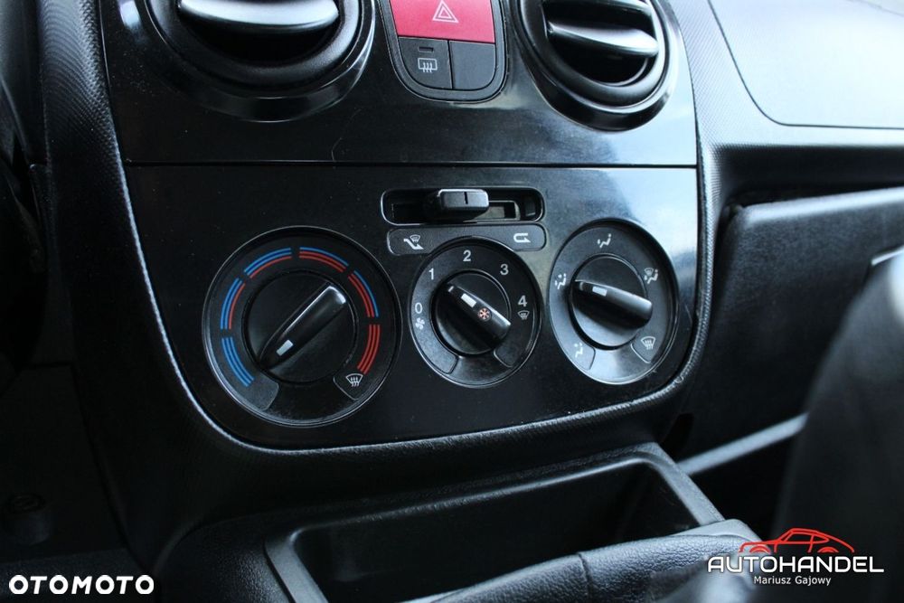 Fiat Qubo - 13
