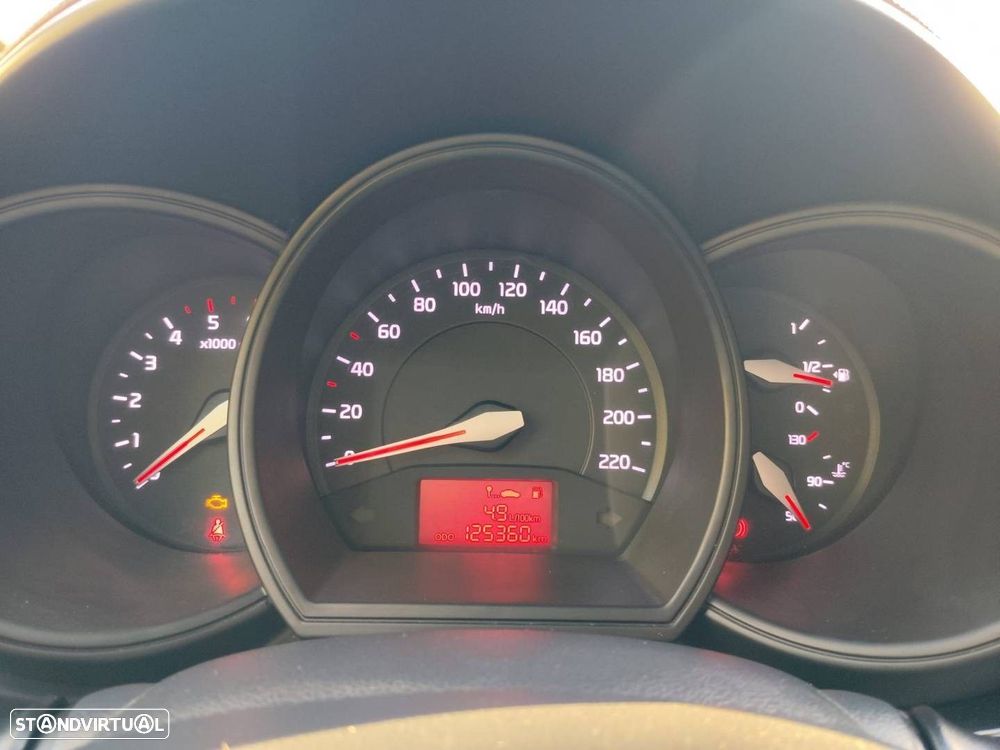 Kia Rio 1.1 CRDi More - 15
