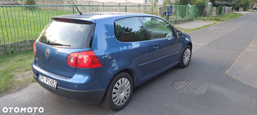 Volkswagen Golf V 1.4 Trendline - 2