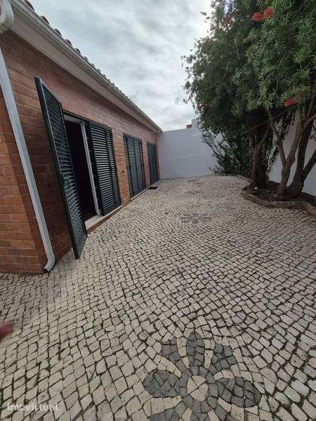 Vivenda T3 com anexo - Grande imagem: 2/12