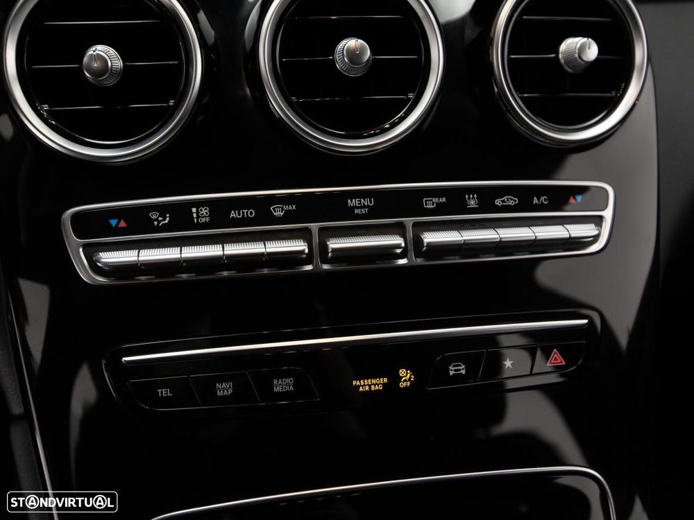 Mercedes-Benz GLC 300 de Coupe 4Matic 9G-TRONIC AMG Line - 25