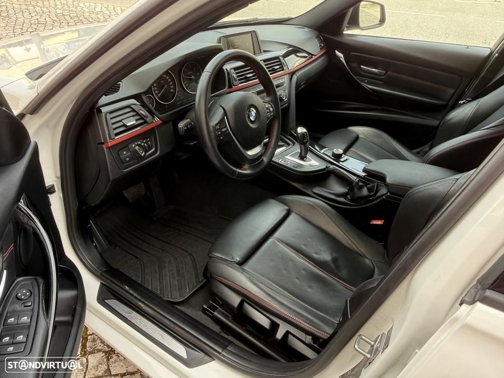 BMW 318 d Auto Line Sport - 13