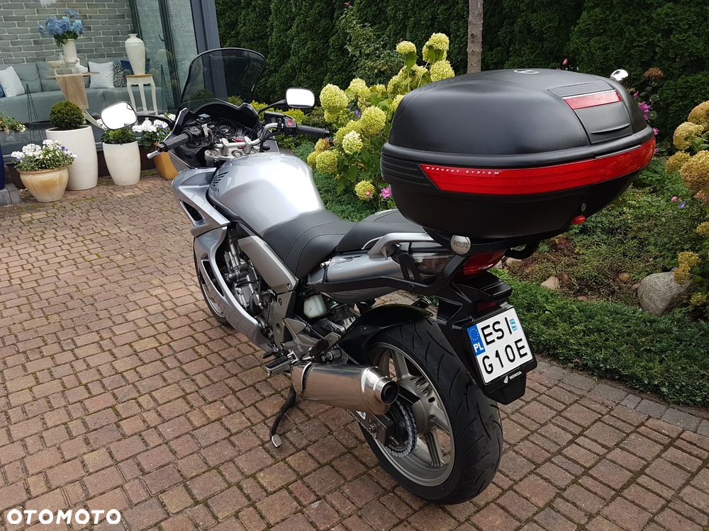 Honda CBF - 16