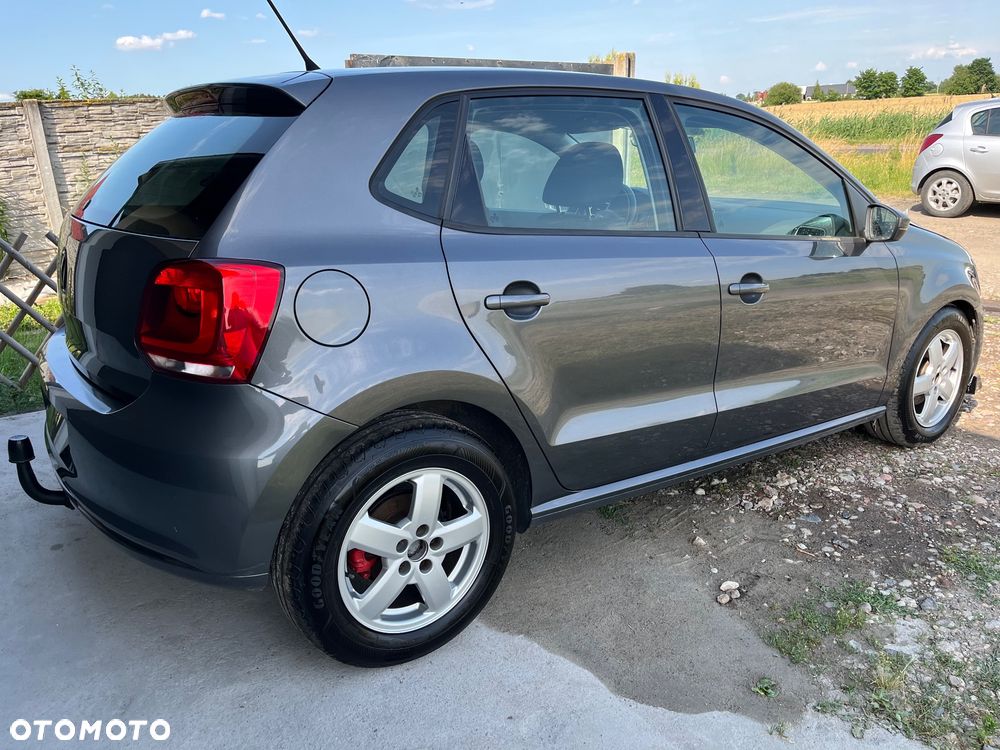 Volkswagen Polo 1.2 TSI (Blue Motion Technology) Comfortline - 2