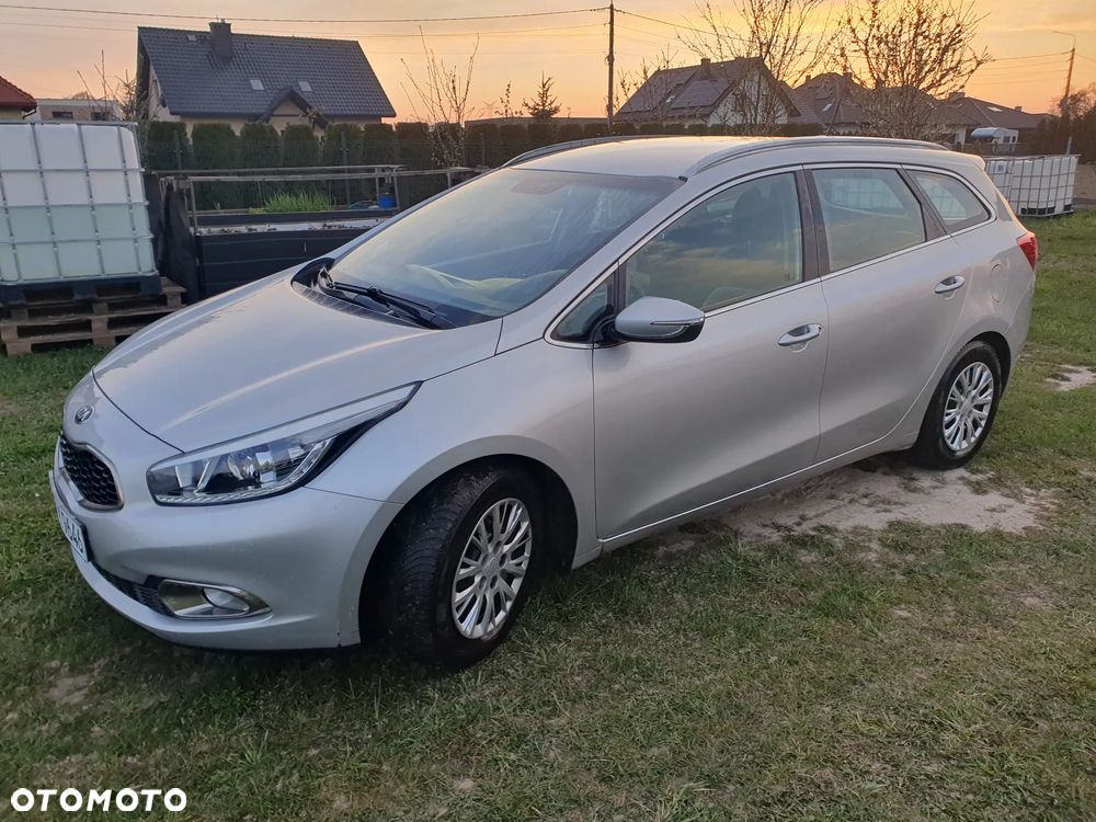 Kia Ceed 1.6 GDI Business Line - 1