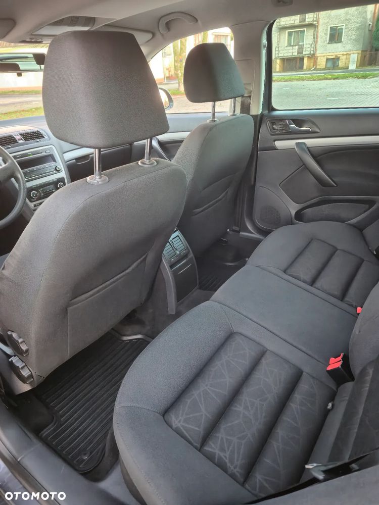 Skoda Octavia 1.6 TDI DPF FAMILY - 10