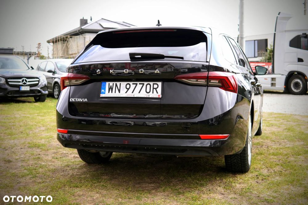 Skoda Octavia 2.0 TDI Style DSG - 6