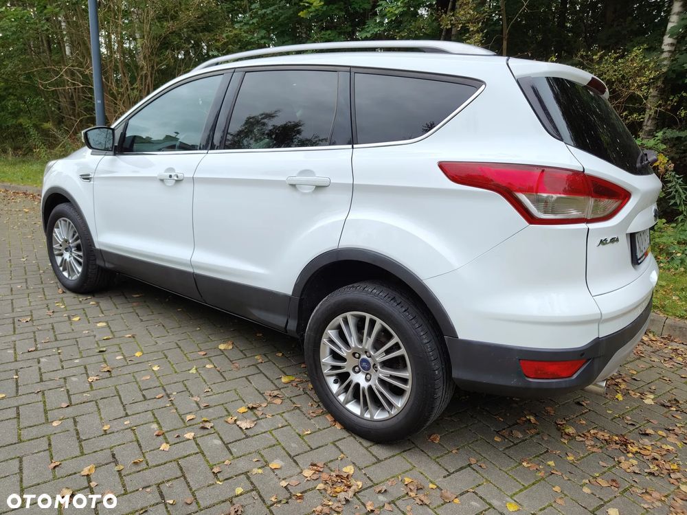 Ford Kuga 1.6 EcoBoost 2x4 Titanium - 6