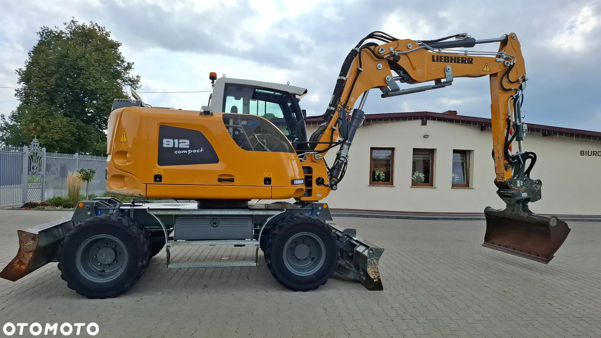 Liebherr A912 COMPACT Rok 2020 Jak Nowa - 10