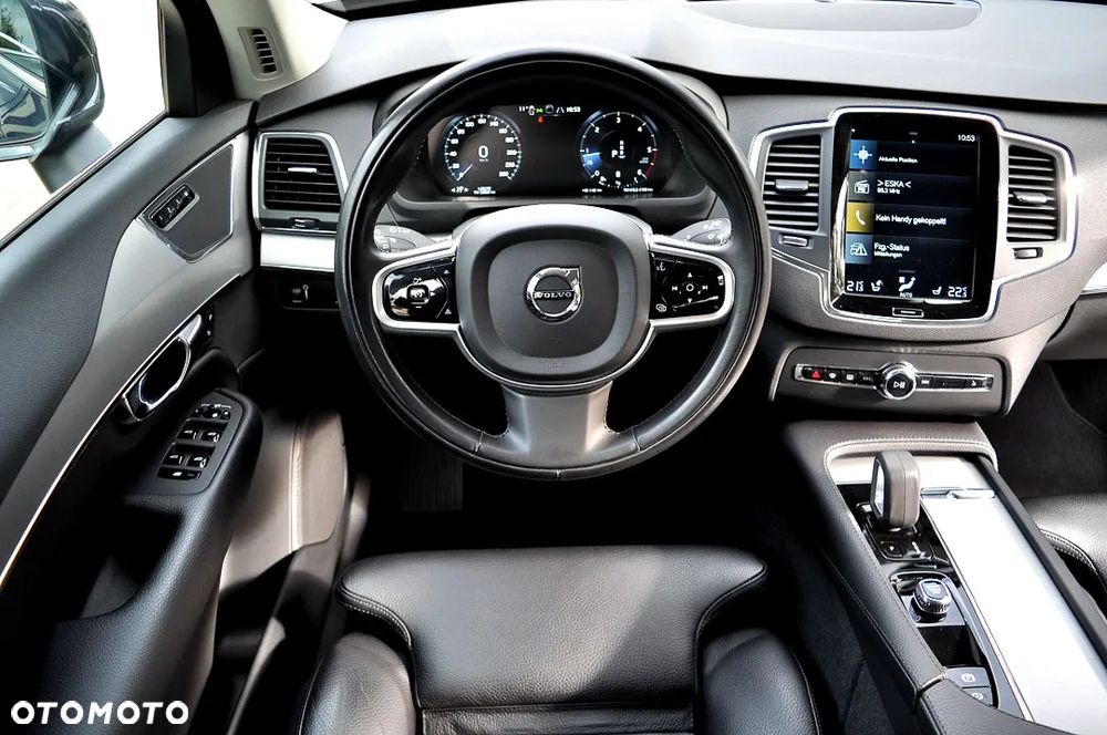 Volvo XC 90 B5 D AWD Geartronic Momentum Pro - 27